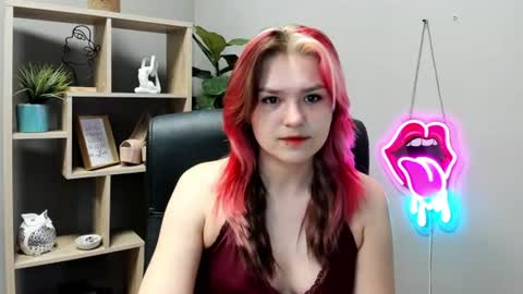 Snapshot of lilysweetxo chatting on 15, 6, 2026 Lily online show from 15, 6, 2026