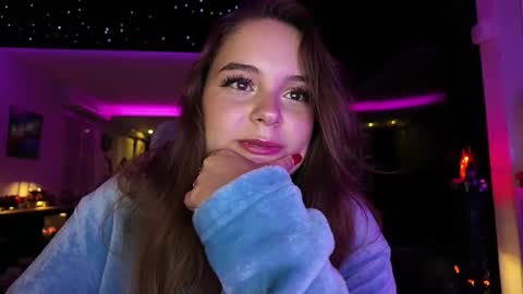 Lily White online show from 19, 9, 2025