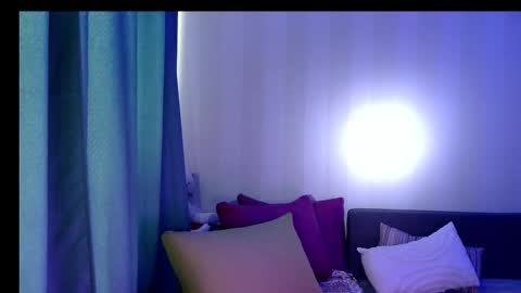 LilyXSky online show from 21, 2, 2025