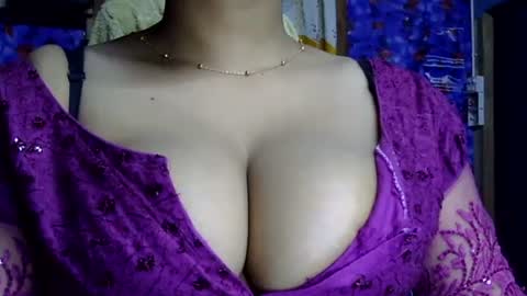 limaakter246618 online show from 11, 9, 2025