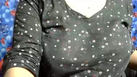 limaakter246618 online show from 2, 10, 2025