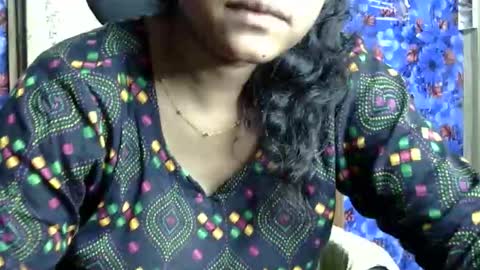 limaakter246618 online show from 4, 10, 2025