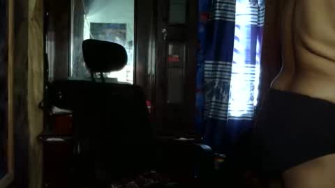 limaakter246618 online show from 8, 1, 2026