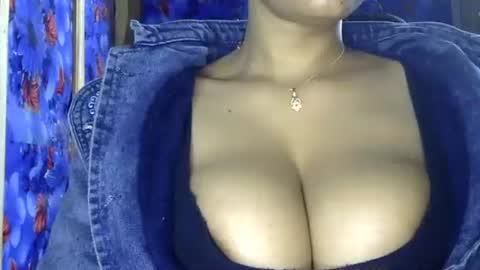 limaakter246618 online show from 17, 2, 2026