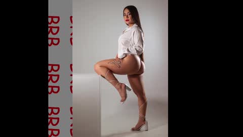 Snapshot of lin_jayani chatting on 5, 1, 2025 Lin online show from 5, 1, 2025