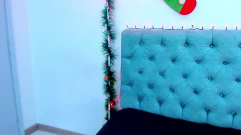 Snapshot of lina_bedoya chatting on 28, 12, 2024 Lina Bedoya online show from 28, 12, 2024