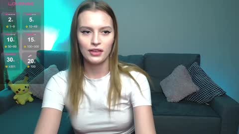 Snapshot of lina_bush chatting on 23, 12, 2024 lina_bush online show from 23, 12, 2024