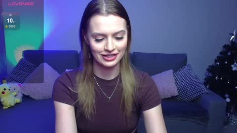 Snapshot of lina_bush chatting on 4, 1, 2025 lina_bush online show from 4, 1, 2025