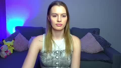 Snapshot of lina_bush chatting on 25, 1, 2025 lina_bush online show from 25, 1, 2025