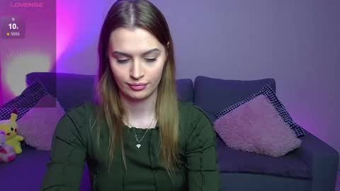 Snapshot of lina_bush chatting on 8, 2, 2025 lina_bush online show from 8, 2, 2025