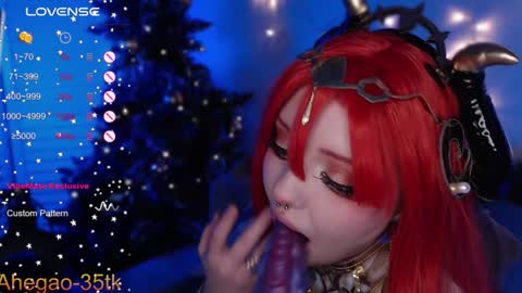 Hey im Lina Ur cosplay waifu  online show from 28, 12, 2024