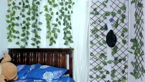 Snapshot of lina_paola chatting on 17, 9, 2025 paola online show from 17, 9, 2025