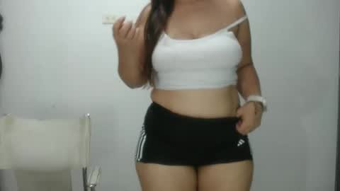 iiisabella online show from 16, 2, 2026