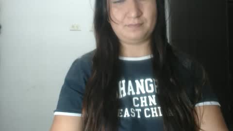 iiisabella online show from 7, 4, 2026