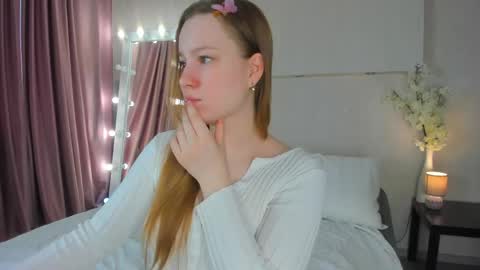 Snapshot of lina_smilee chatting on 11, 5, 2026 Lina online show from 11, 5, 2026