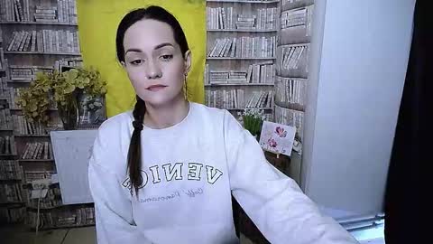 Lina online show from 24, 11, 2025