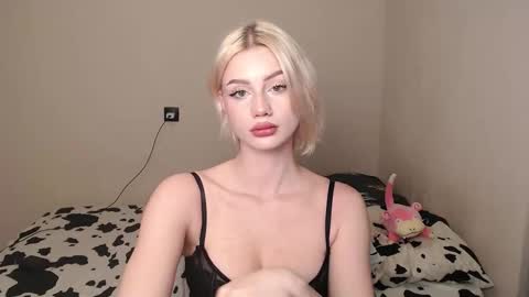 Snapshot of linacute52 chatting on 30, 11, 2025 linacute52 online show from 30, 11, 2025