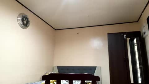 Snapshot of linadebie chatting on 23, 11, 2025 LinaDebie online show from 23, 11, 2025