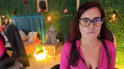 Lina  online show from 28, 3, 2026