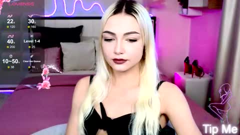 Snapshot of linalirian chatting on 9, 9, 2025 I am Lina online show from 9, 9, 2025