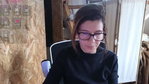 Lina online show from 6, 12, 2024