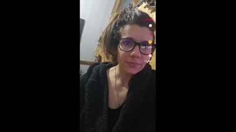 Lina online show from 1, 1, 2025