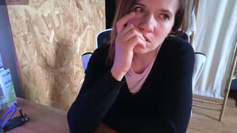 Lina online show from 27, 2, 2025