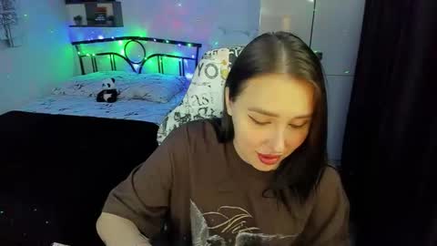 Lina online show from 6, 11, 2025