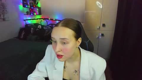 Snapshot of linatruly chatting on 9, 2, 2026 Lina online show from 9, 2, 2026