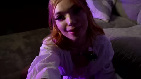 Snapshot of linavelle chatting on 2, 5, 2026 LinaVelle online show from 2, 5, 2026