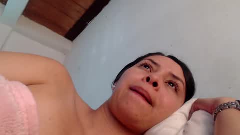 Snapshot of linavillada_ chatting on 18, 10, 2025 Lina online show from 18, 10, 2025