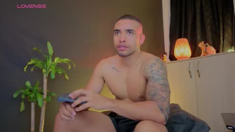 Snapshot of lincom_amith chatting on 11, 11, 2025 lincom amith online show from 11, 11, 2025