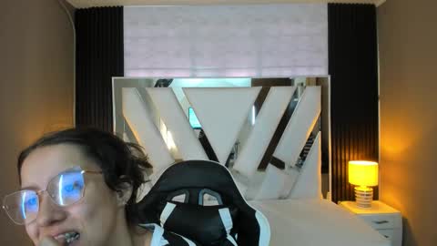  Linda  online show from 14, 12, 2025