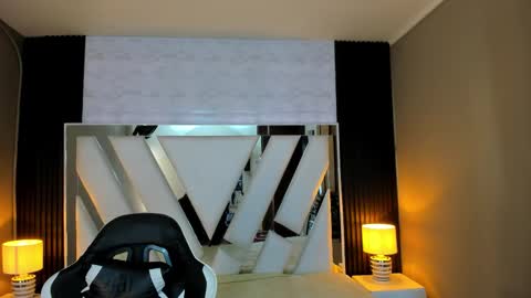  Linda  online show from 7, 2, 2026