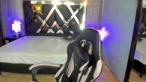  Linda  online show from 15, 6, 2026