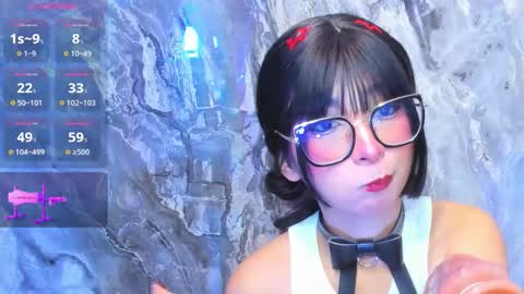 Snapshot of linda_sofi__ chatting on 25, 11, 2025 linda_sofi__ online show from 25, 11, 2025
