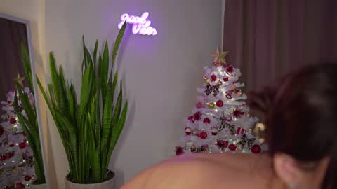 Snapshot of linda_warners chatting on 20, 12, 2024 Call me Linda online show from 20, 12, 2024