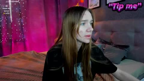 Snapshot of linda_zimmermann chatting on 11, 9, 2025 linda_zimmermann online show from 11, 9, 2025