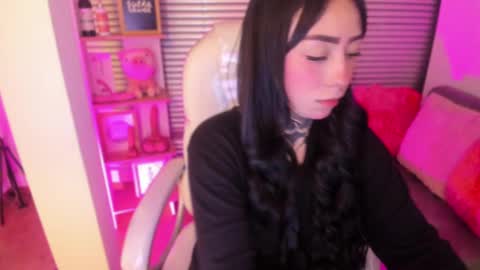 Snapshot of lindaa_miller chatting on 18, 2, 2025 linda miller online show from 18, 2, 2025