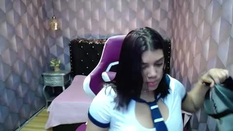 Snapshot of lindabreexlove chatting on 17, 12, 2024 online show from 17, 12, 2024