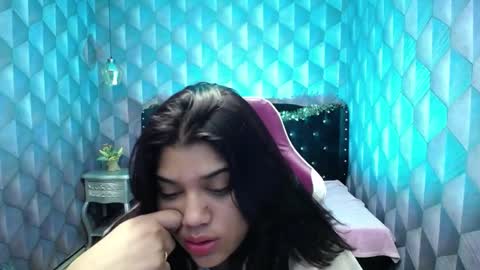 Snapshot of lindabreexlove chatting on 20, 12, 2024 online show from 20, 12, 2024