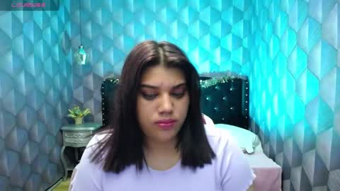 Snapshot of lindabreexlove chatting on 29, 12, 2024 online show from 29, 12, 2024