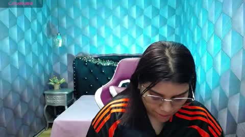Snapshot of lindabreexlove chatting on 30, 12, 2024 online show from 30, 12, 2024