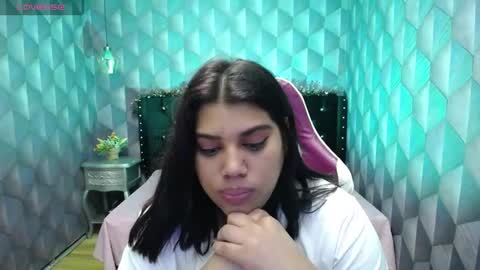Snapshot of lindabreexlove chatting on 4, 1, 2025 online show from 4, 1, 2025