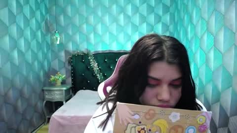 Snapshot of lindabreexlove chatting on 6, 1, 2025 online show from 6, 1, 2025