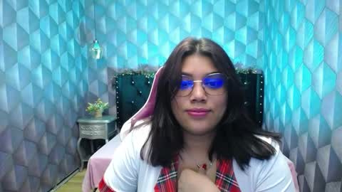 Snapshot of lindabreexlove chatting on 7, 1, 2025 online show from 7, 1, 2025