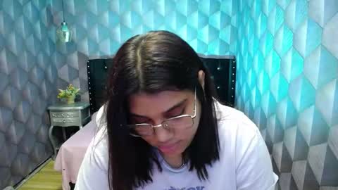 Snapshot of lindabreexlove chatting on 9, 1, 2025 online show from 9, 1, 2025