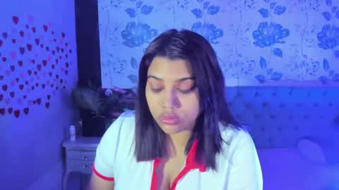Snapshot of lindabreexlove chatting on 18, 1, 2025 online show from 18, 1, 2025