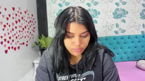 Snapshot of lindabreexlove chatting on 1, 2, 2025 online show from 1, 2, 2025