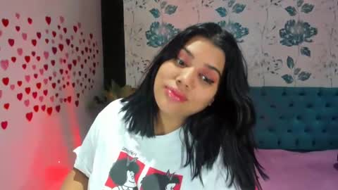 Snapshot of lindabreexlove chatting on 2, 2, 2025 online show from 2, 2, 2025